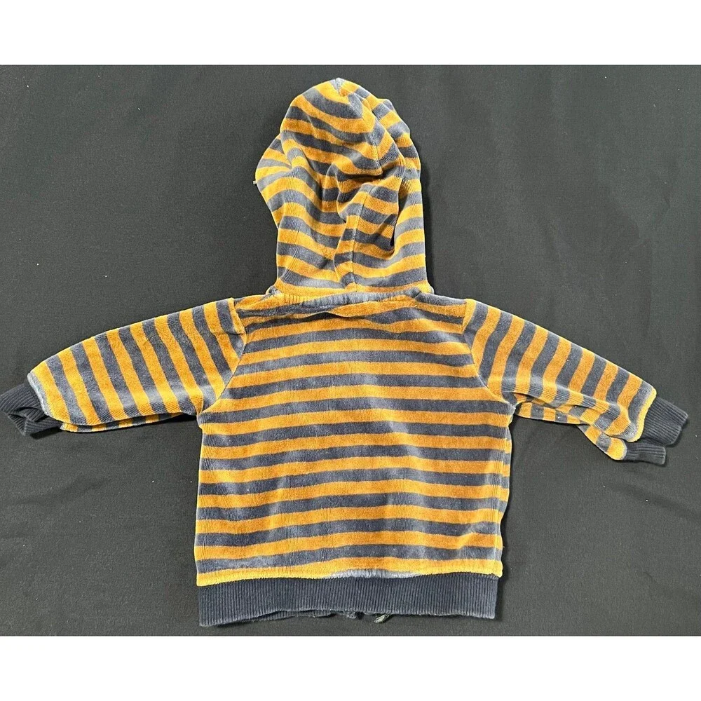 Carter’s Baby Hoodie Velvety Brown With dog Logo On Left Side 3 Months Old